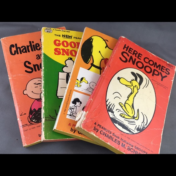 Vintage Other - Vintage 1950-1960 Snoopy Pocket Books Set of 4